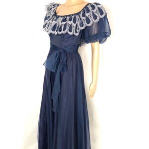 Elegant Navy Evening Gown with Ruffled Bodice